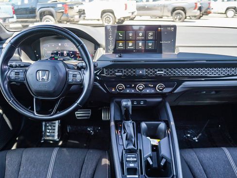 Used 2024 Honda Accord Sport image 13