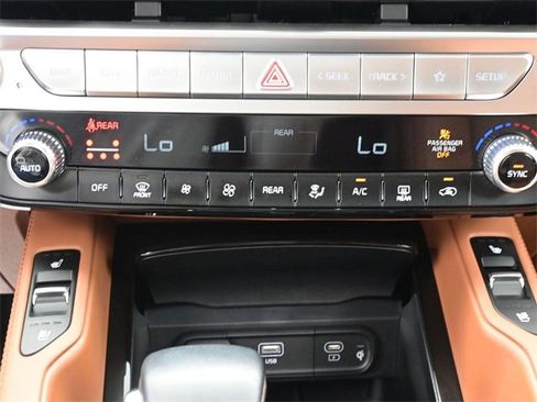 Used 2024 Kia Telluride EX X-Line image 3