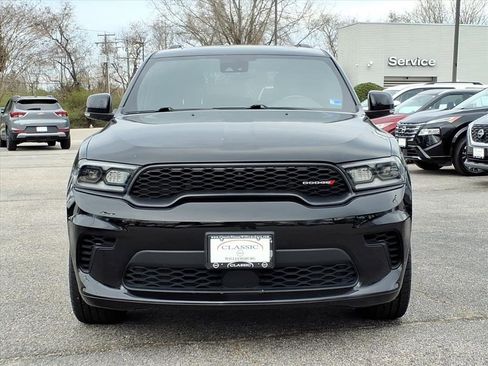 Used 2024 Dodge Durango GT image 2