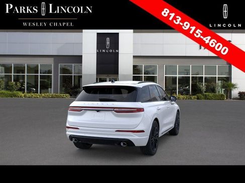 New 2026 Lincoln Corsair Premiere FWD image 8