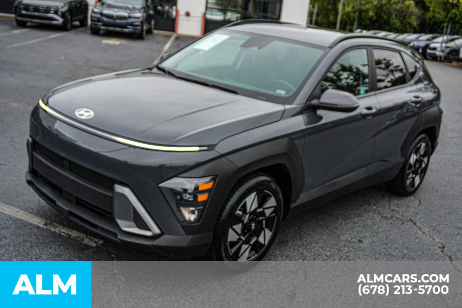 Used 2025 Hyundai Kona SEL FWD image 14