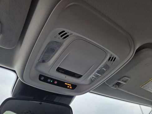 Used 2025 Buick Envision Preferred image 34