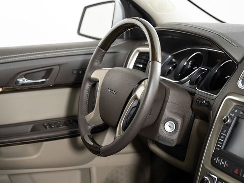 Used 2015 GMC Acadia Denali image 30