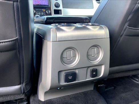 Used 2013 Ford F150 Platinum RWD image 32