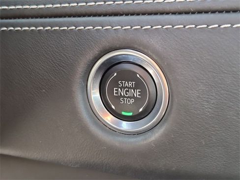 Certified 2025 Cadillac Escalade Sport Platinum w/ LPO, ONYX Package image 30