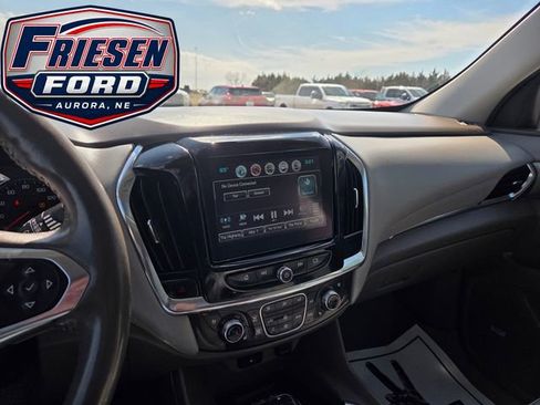 Used 2019 Chevrolet Traverse Premier AWD/4WD image 19