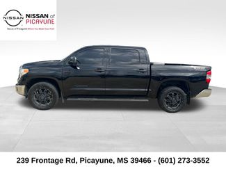 Used 2017 Toyota Tundra SR5 w/ SR5 Upgrade Package video 2
