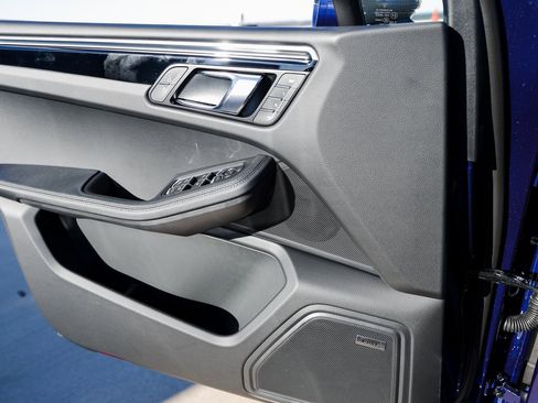 New 2026 Porsche Macan S image 23