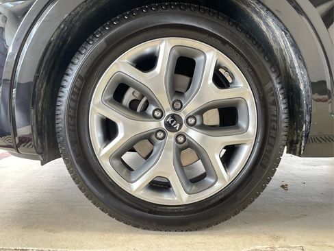 Used 2020 Kia Sorento SX image 13