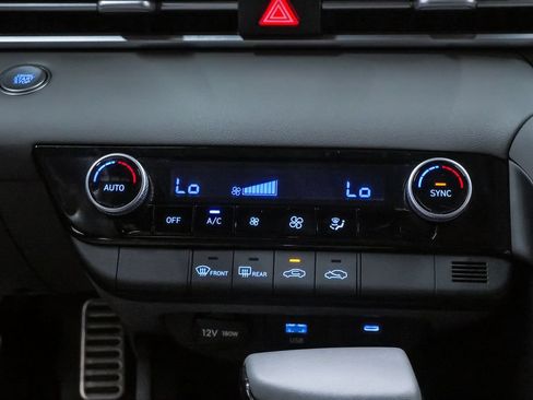 Certified 2026 Hyundai Elantra Sport FWD image 17