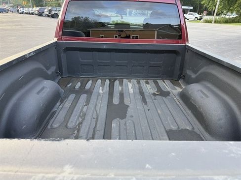Used 2016 RAM 1500 Express AWD/4WD image 9