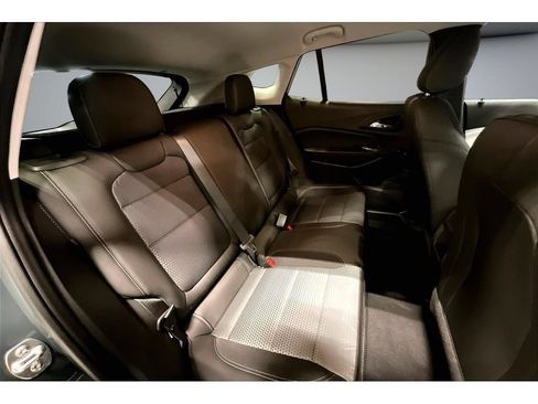 New 2026 Chevrolet Trax LT w/ LT Convenience Package FWD image 43