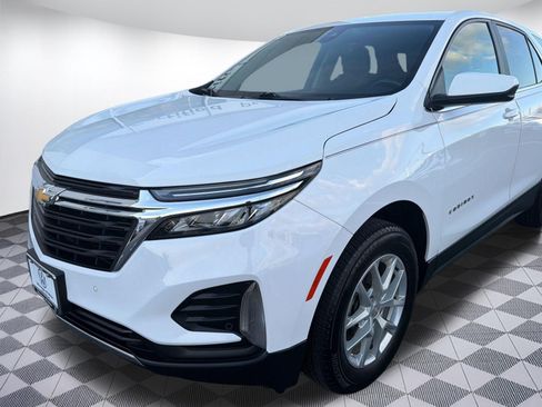 Used 2023 Chevrolet Equinox LT AWD/4WD image 24