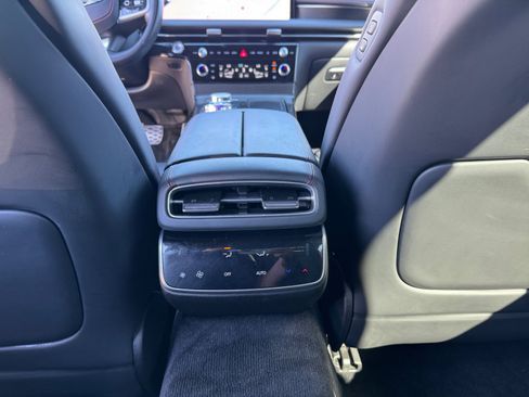 Used 2025 Genesis G80 3.5T Sport Prestige image 32