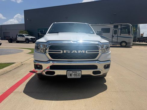 Used 2023 RAM 1500 Lone Star AWD/4WD image 2