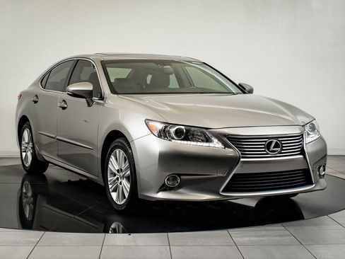 Used 2015 Lexus ES 350 image 12