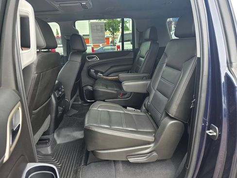 Used 2019 GMC Yukon XL Denali w/ Denali Ultimate Package AWD/4WD image 11