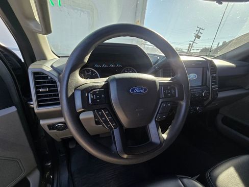 Used 2022 Ford F250 XL w/ STX Appearance Package image 11