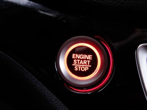 Certified 2022 Honda Pilot Touring image 35