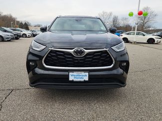 Used 2022 Toyota Highlander Limited video 2