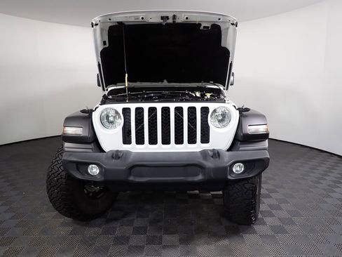 Used 2020 Jeep Gladiator Sport w/ Quick Order Package 24S AWD/4WD image 40