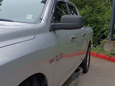 Used 2013 RAM 1500 Classic SLT AWD/4WD image 12