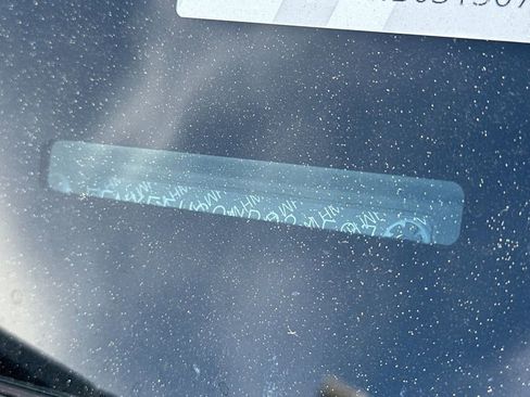 Used 2022 Honda Pilot Touring image 3