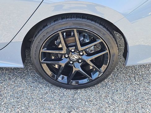 Certified 2024 Honda Civic Sport image 8