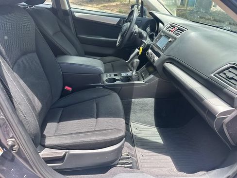 Used 2017 Subaru Outback 2.5i AWD/4WD image 13