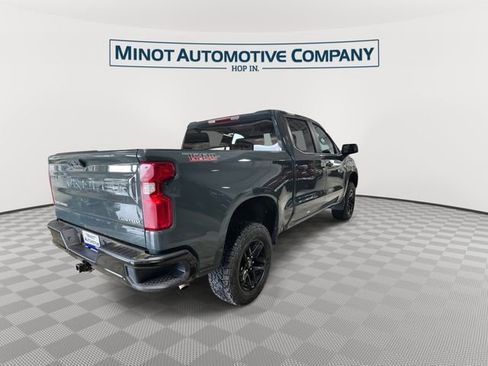 Used 2025 Chevrolet Silverado 1500 Custom Trail Boss AWD/4WD image 8