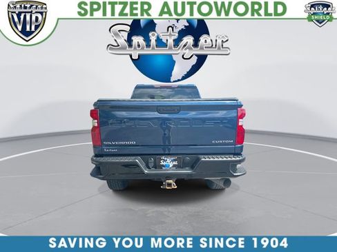 Used 2019 Chevrolet Silverado 1500 Custom Trail Boss w/ Custom Convenience Package AWD/4WD image 8