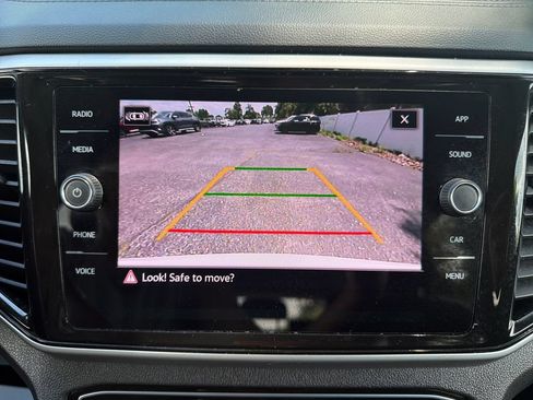 Used 2023 Volkswagen Atlas SE w/ Panoramic Sunroof Package AWD/4WD image 21