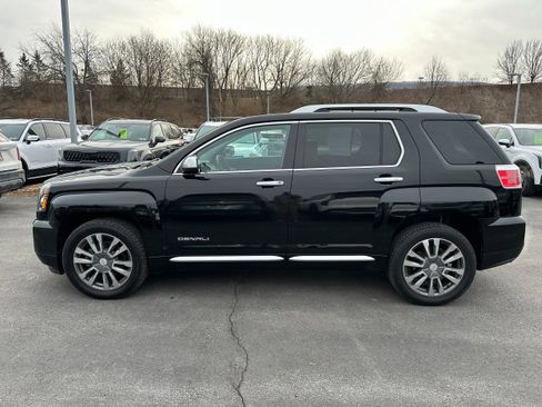 Used 2017 GMC Terrain Denali image 8