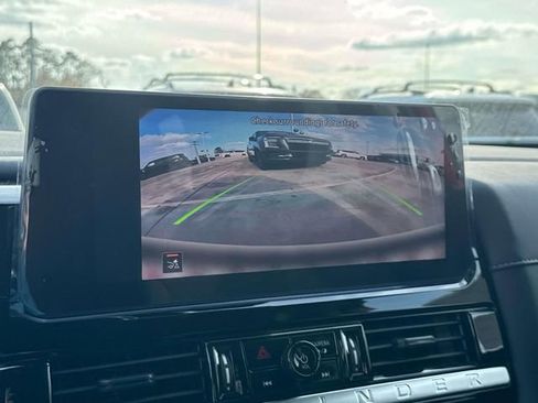 New 2026 Nissan Pathfinder SV image 29