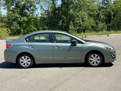 Used 2016 Subaru Impreza 2.0i AWD/4WD image 5