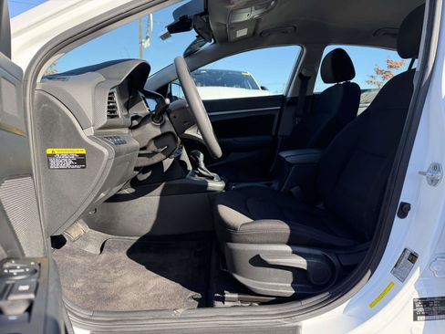 Used 2019 Hyundai Elantra SEL w/ Cargo Package FWD image 8