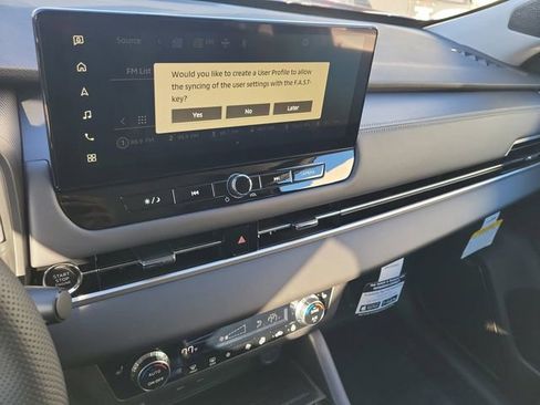 New 2026 Mitsubishi Outlander SE image 30