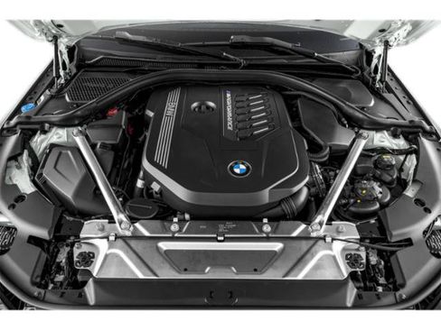 Used 2022 BMW M440i Coupe w/ Shadowloine Package RWD image 15