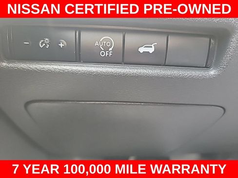 Used 2023 Nissan Rogue Platinum AWD/4WD image 19