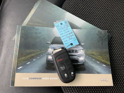 Used 2018 Jeep Compass Trailhawk w/ Navigation Group image 57