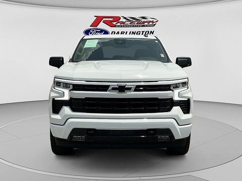 Used 2022 Chevrolet Silverado 1500 RST w/ Z71 Off-Road Package AWD/4WD image 8
