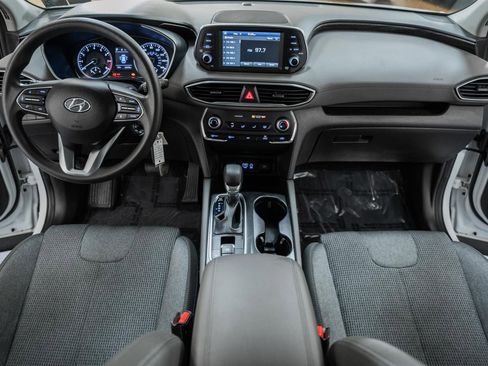 Used 2020 Hyundai Santa Fe SE image 23