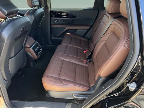 New 2026 Lincoln Nautilus Reserve image 27