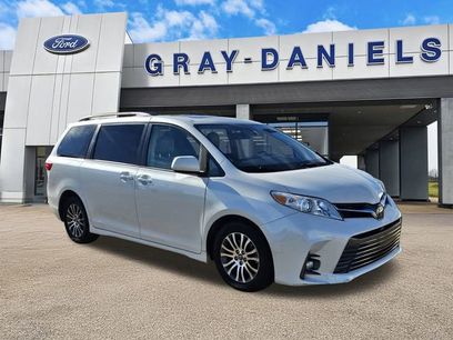Used 2018 Toyota Sienna L