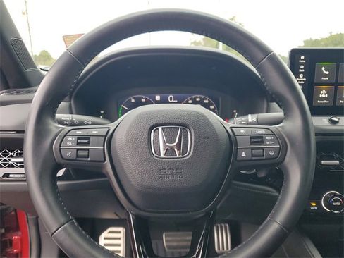 Used 2023 Honda Accord Sport image 11