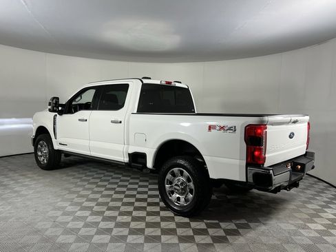 Used 2023 Ford F350 Lariat w/ Lariat Ultimate Package image 8