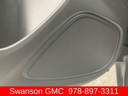 Used 2023 Buick Encore GX Preferred w/ Cold Weather Comfort Package AWD/4WD image 23