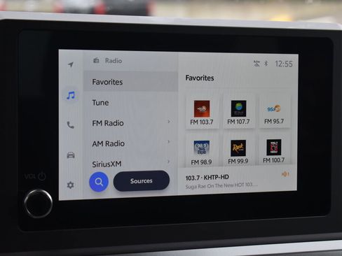 Certified 2025 Toyota Tacoma SR5 image 11