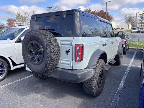 Used 2024 Ford Bronco Wildtrak image 24