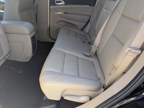 Used 2020 Jeep Grand Cherokee Limited AWD/4WD image 20